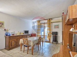 Quadrilocale in Vendita a Montevarchi, 139'000&euro;, 95 m²