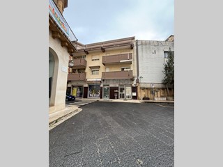 Appartamento in Vendita a Castelvetrano, 86'000&euro;, 135 m²