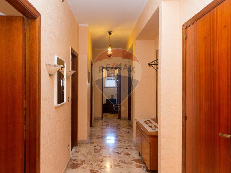 Quadrilocale in Vendita a Lentini, 135'000&euro;, 130 m²