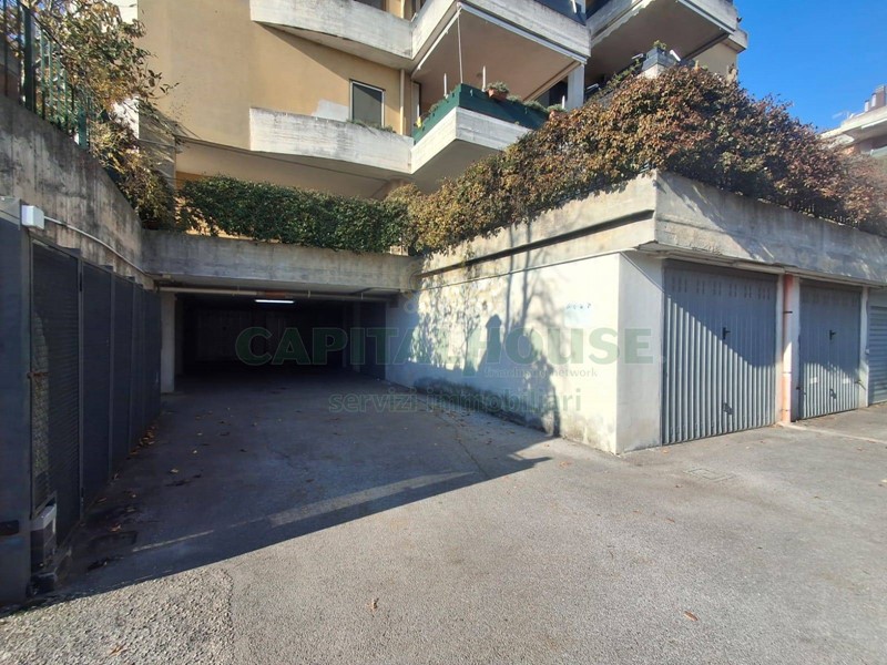 Box in Vendita a Mercato San Severino, 25'000&euro;, 21 m²
