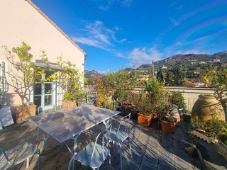 Quadrilocale in Vendita a Finale Ligure, 780'000&euro;, 113 m²
