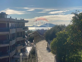 Casa Semi Indipendente in Vendita a Formia, 300'000&euro;, 130 m²