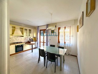 Appartamento in Vendita a San Benedetto del Tronto, 150'000&euro;, 90 m²