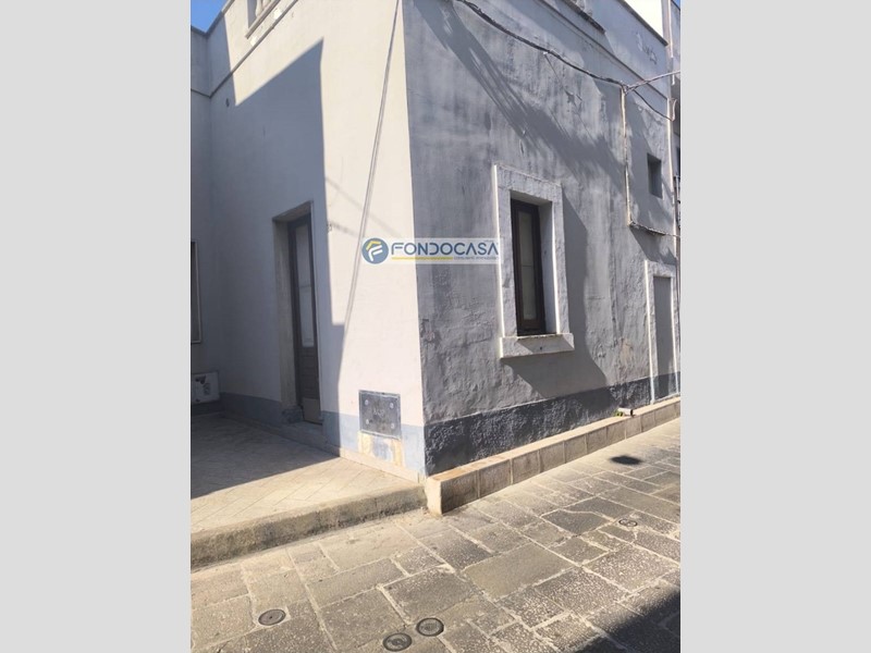 Casa Indipendente in Vendita a Monteroni di Lecce, 35'000€, 61 m²