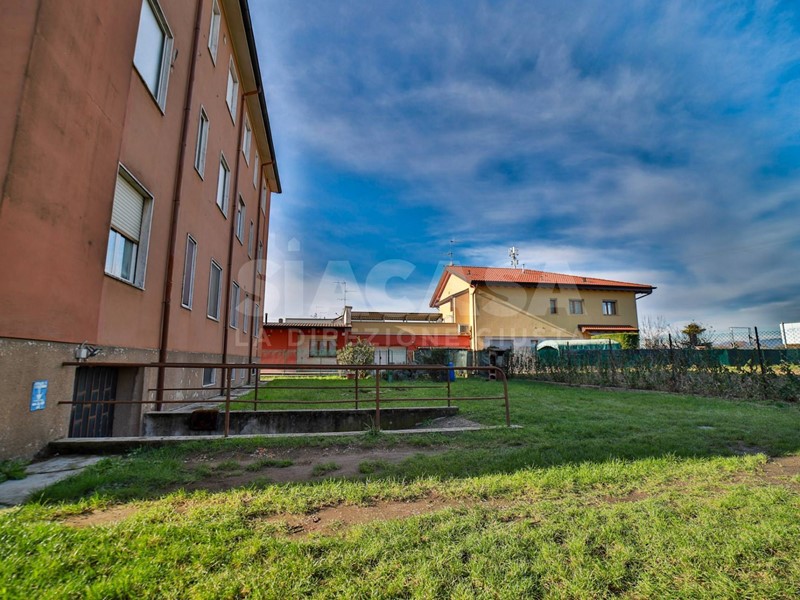 Trilocale in Vendita a Busnago, 168'000&euro;, 90 m²