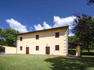 Villa in Vendita a Scarperia e San Piero, 1'000'000&euro;, 490 m²