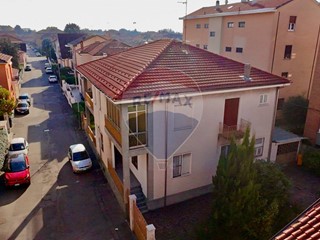 Casa Semi Indipendente in Vendita a Rho, 420'000&euro;, 210 m²