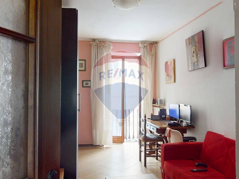 Bilocale in Vendita a Alessandria, 53'000&euro;, 75 m²