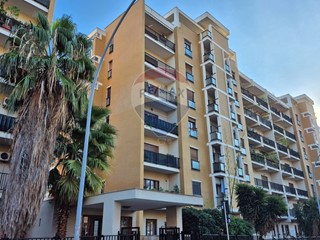 Bilocale in Affitto a Palermo, 650&euro;, 72 m²