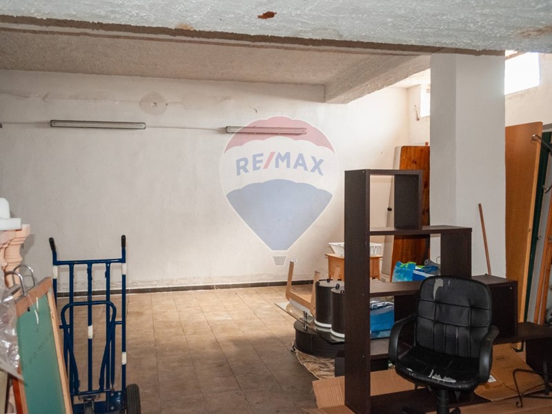 Monolocale in Vendita a Catania, 35'000&euro;, 75 m²