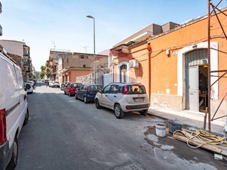 Casa Indipendente in Vendita a Catania, 60'000&euro;, 60 m²