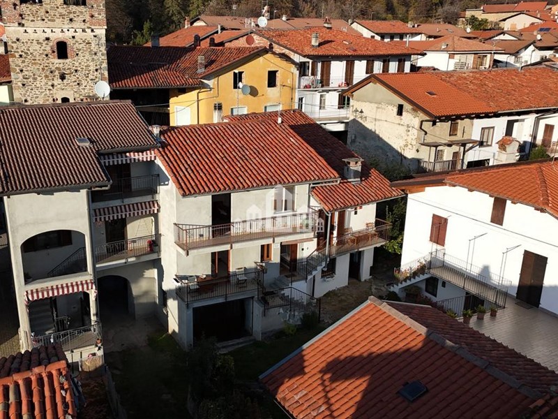 Casa Indipendente in Vendita a Strambinello, 50'000&euro;, 118 m²