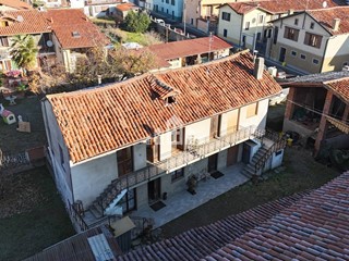 Casa Indipendente in Vendita a Ozegna, 69'000&euro;, 86 m²
