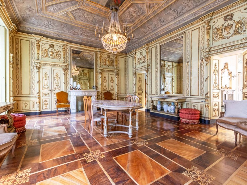 Appartamento in Vendita a Torino, 1'750'000&euro;, 404 m²