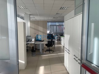 Ufficio in Affitto a Padova, 1'900&euro;, 170 m²