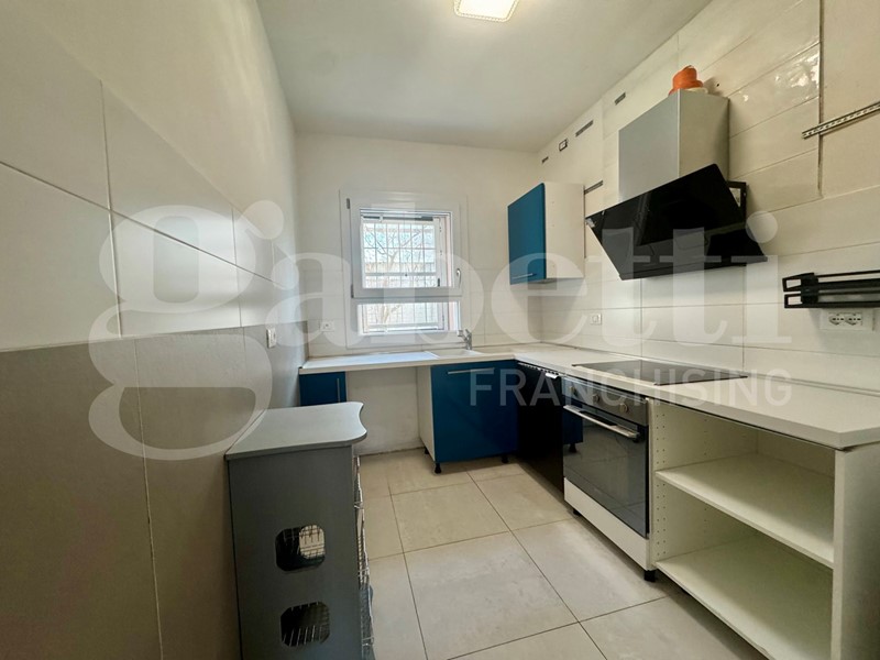 Quadrilocale in Vendita a Bologna, 395'000&euro;, 106 m²