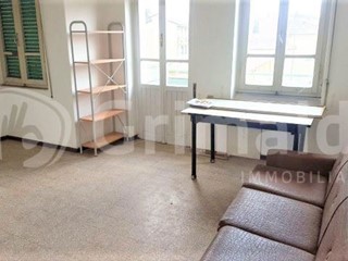 Appartamento in Vendita a Assisi, 85'000&euro;, 90 m²