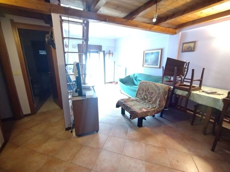 Trilocale in Vendita a Tagliacozzo, 55'000&euro;, 50 m²
