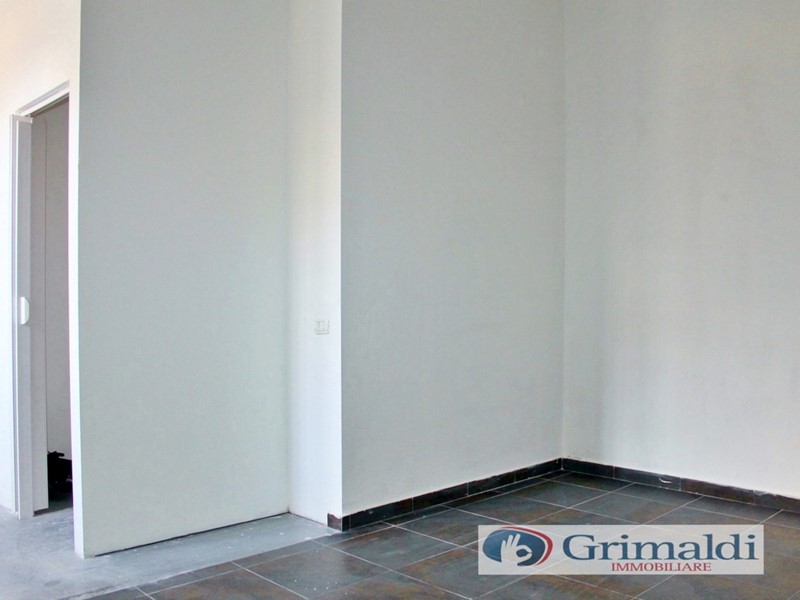 Negozio in Vendita a San Donato Milanese, 75'000&euro;, 70 m²