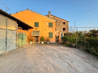 Casa Indipendente in Vendita a Orgiano, 120'000&euro;, 150 m²