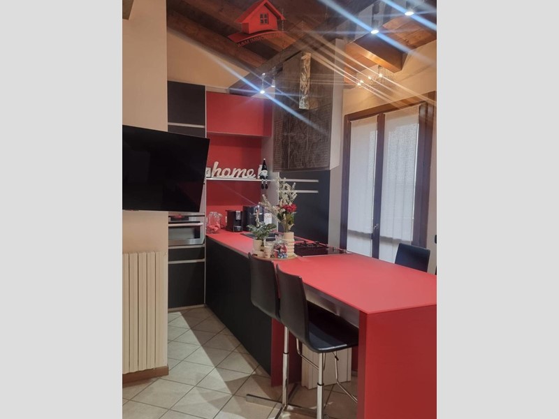 Bilocale in Vendita a Romano di Lombardia, 189'000&euro;, 50 m², arredato, con Box