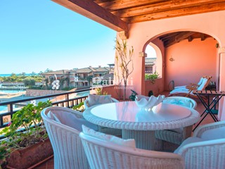 Trilocale in Vendita a San Teodoro, 900'000&euro;, 100 m², arredato