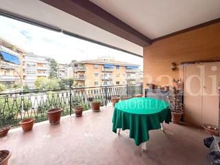 Quadrilocale in Vendita a Roma, 540'000€, 180 m²