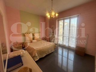 Bilocale in Vendita a Torino, 105'000&euro;, 53 m², arredato