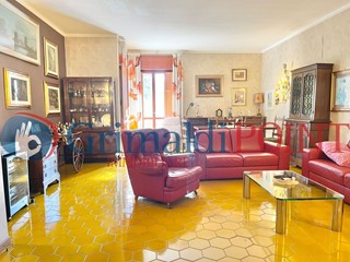 Appartamento in Vendita a Lecce, 290'000&euro;, 208 m²