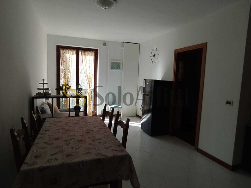 Bilocale in Affitto a Terni, zona Centrale, 320&euro;, 45 m², arredato