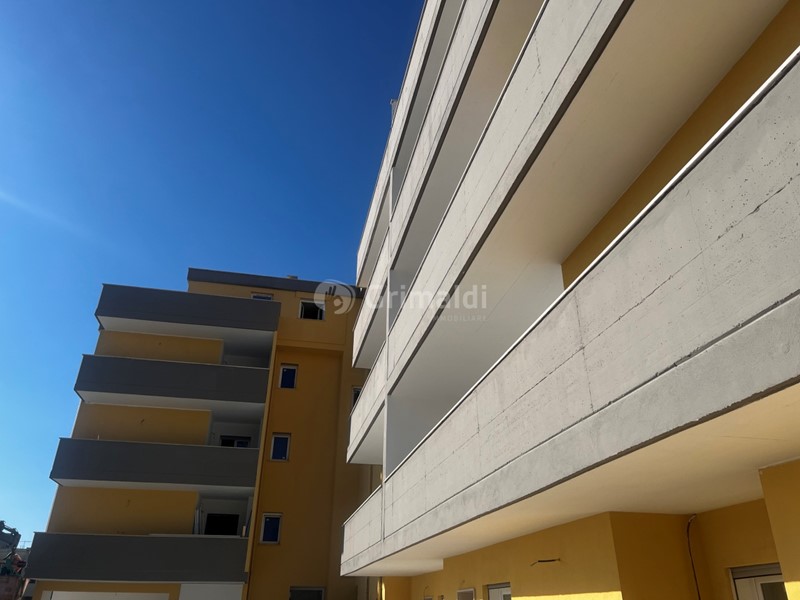 Trilocale in Affitto a Nettuno, 700€, 65 m², arredato, con Box