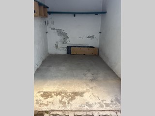 Capannone in Vendita a Torino, zona San Donato, 11'000&euro;, 11 m², con Box