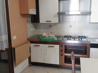 Trilocale in Vendita a Ravenna, 190'000€, 70 m², arredato, con Box
