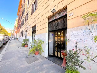 Attività commerciale in Vendita a Roma, zona San Giovanni, 20'000&euro;, 40 m²