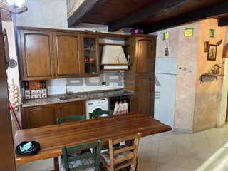 Quadrilocale in Vendita a Livorno, 115'000€, 75 m², arredato