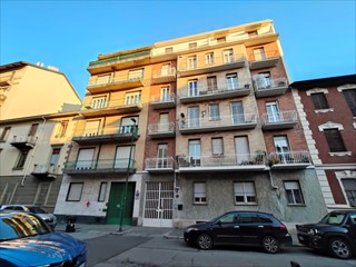 Bilocale in Vendita a Torino, 115'000&euro;, 52 m²