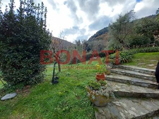 Casa Semi Indipendente in Vendita a Ameglia, 420'000&euro;, 445 m²