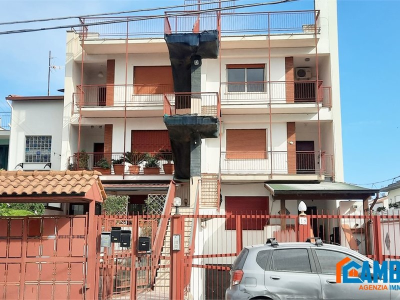 Quadrilocale in Vendita a Palermo, 130'000&euro;, 128 m²