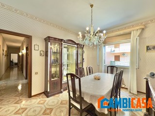 Quadrilocale in Vendita a Palermo, 180'000&euro;, 98 m²