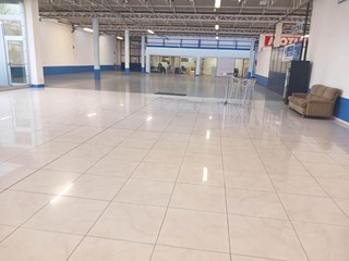 Immobile commerciale in Affitto a Lucca, 3'500&euro;, 730 m²