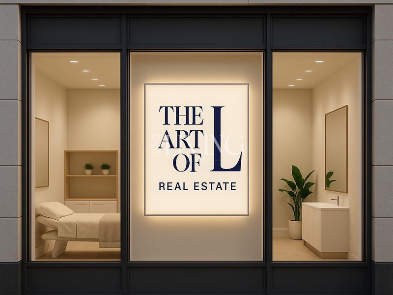 Negozio in Vendita a Lucca, zona Arancio, 169'000€, 146 m²