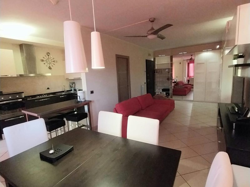 Quadrilocale in Vendita a Vicopisano, zona Caprona, 188'000&euro;, 90 m², con Box