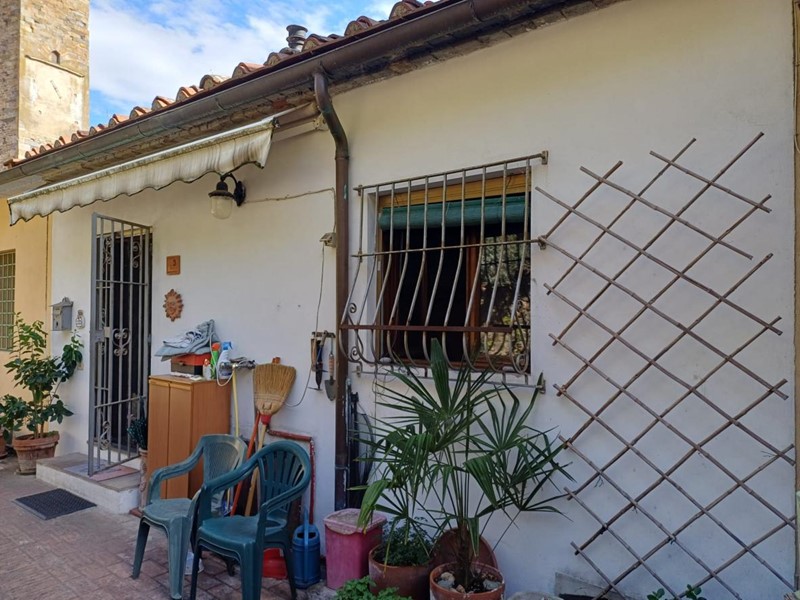 Appartamento in Vendita a Vicopisano, 66'750&euro;, 101 m²