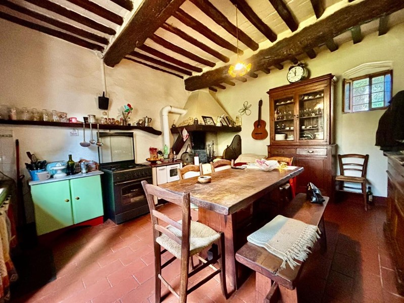 Casa di corte in Vendita a Terricciola, 150'000&euro;, 200 m², arredato