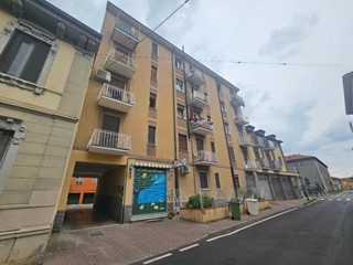 Quadrilocale in Vendita a Bussero, 85'500&euro;, 68 m²