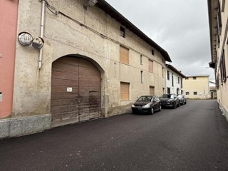 Appartamento in Vendita a Gambolò, 70'735&euro;, 256 m²
