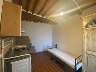 Monolocale in Affitto a Buti, zona La Croce, 400&euro;, 27 m², arredato