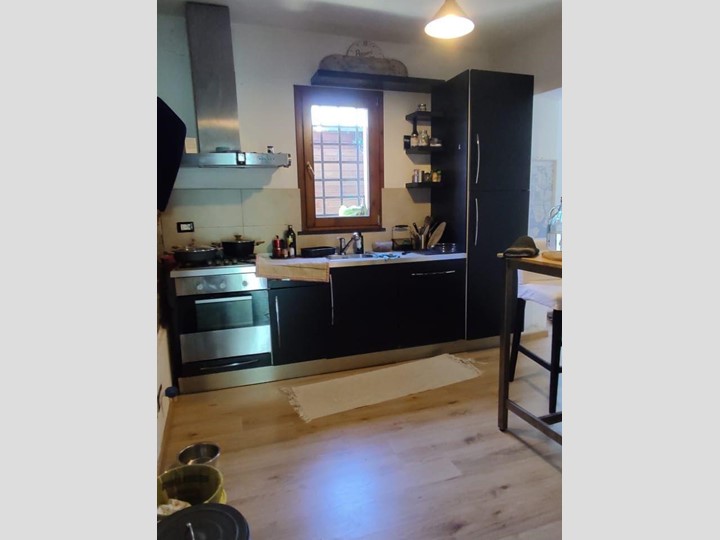 Casa Indipendente in Vendita a Cascina, zona Musigliano, 200'000&euro;, 80 m²