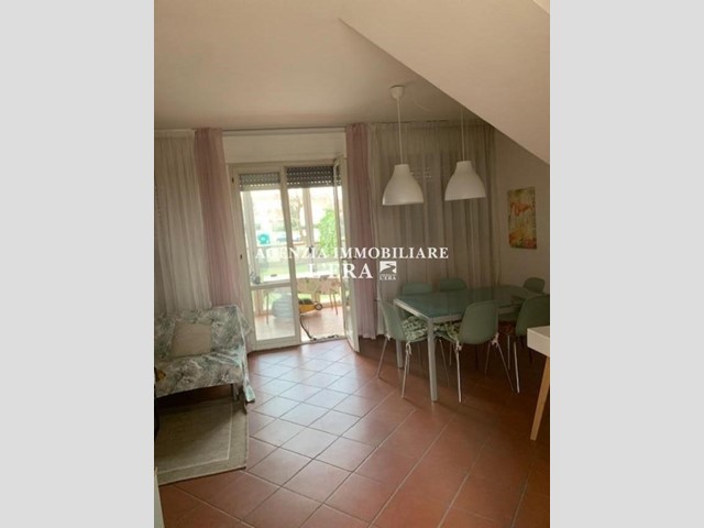 Villetta a schiera in Affitto a Pontedera, zona Il Romito, 700&euro;, 120 m², arredato