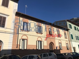 Appartamento in Vendita a Livorno, 360'000&euro;, 180 m²